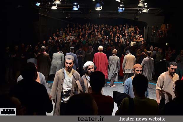 بوقلمونی که در تئاترشهر هیاهو به راه انداخت + عکس