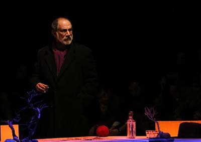 در اجرای «باغ آلبالو» حق تقدم ورود به خریداران بلیت‌ داده شد