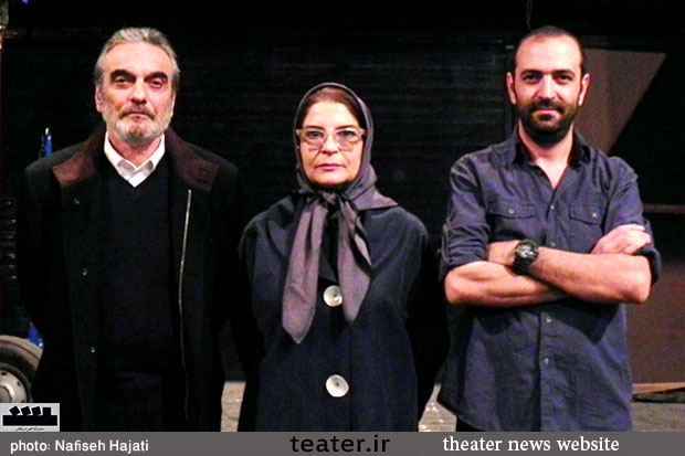 فریندخت زاهدی: باید تحمل مخاطب تئاتر را بالا ببریم