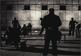 تئاتری که برای خانواده زندانیان رایگان است