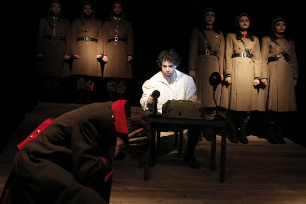 تخفیف دانشجویی برای تئاتر «مائوزر» تخفیف دانشجویی برای تئاتر «مائوزر»