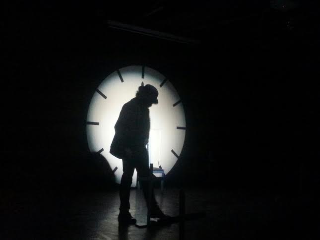 «شبی بیرون از خانه» به دکتر حمیدرضا صدر تقدیم شد «شبی بیرون از خانه» به دکتر حمیدرضا صدر تقدیم شد