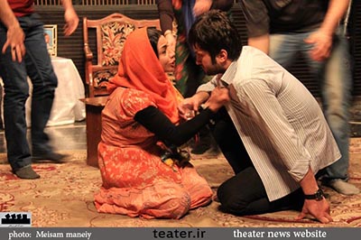 نمایش «کات … برداشت من و تو» در کرمانشاه بر روی صحنه است