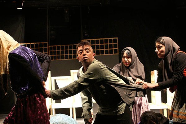 نمایش «مَلی» تمدید شد