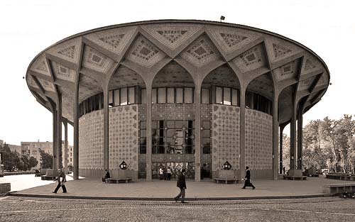 تئاترهایی که در تهران روی صحنه است