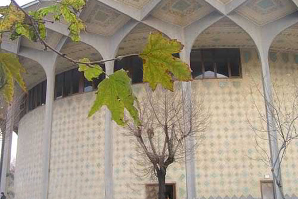 بازسازی سالن «سایه» تئاترشهر از ۲۷ اسفند از سر گرفته می‌شود