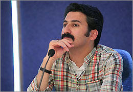 وحید آقاپور: چرا مسئول توجه نمیکند هنر یک فرایند است نه فرآورده! وحید آقاپور: چرا مسئول توجه نمیکند هنر یک فرایند است نه فرآورده!