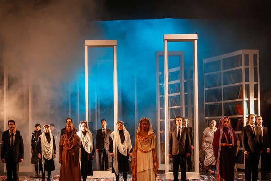 سقراط همزمان با روز جهانی اجراهایش را آغاز کرد سقراط همزمان با روز جهانی اجراهایش را آغاز کرد