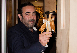 حسن معجونی زنگ افتتاح «کامنت» را به صدا درآورد