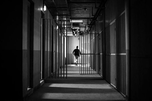 اجرای قسمت دوم نمایش «کان را که خبر شد خبری باز نیامد» اجرای قسمت دوم نمایش «کان را که خبر شد خبری باز نیامد»