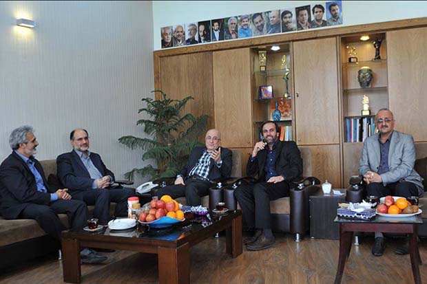 بازدید معاونان وزیر از تئاتر شهر