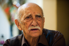 مراسم تقدیر از داریوش اسدزاده برگزار شد.