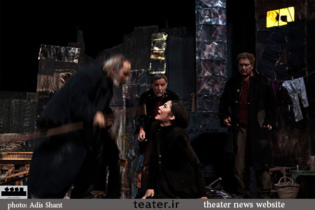 اجرای 30 تئاتر در تهران