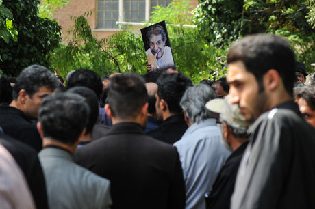 مصطفی عبداللهی به قطعه هنرمندان بدرقه شد