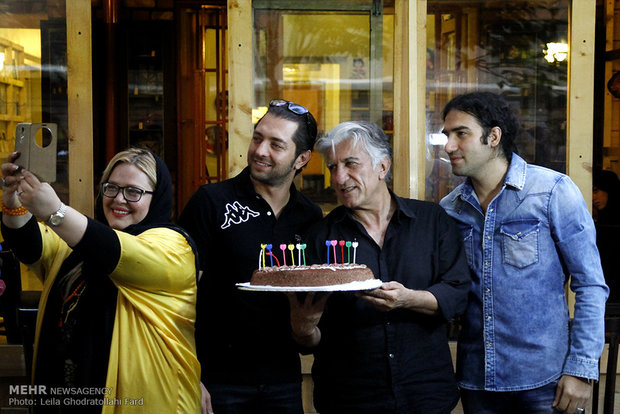 جمعی از هنرمندان به تولد رضا کیانیان آمدند