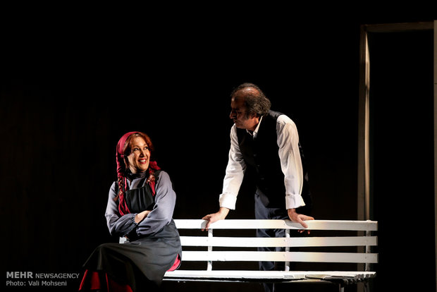 توضیح كارگردان «عاشقانه هاى ناآرام» درباره گرانی بلیت تئاترش