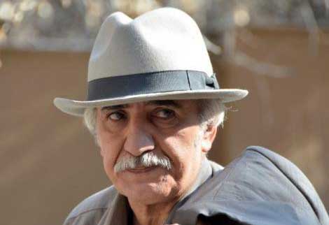 پیکر مرحوم علامه دهر از مقابل تالار وحدت تشییع می‌شود