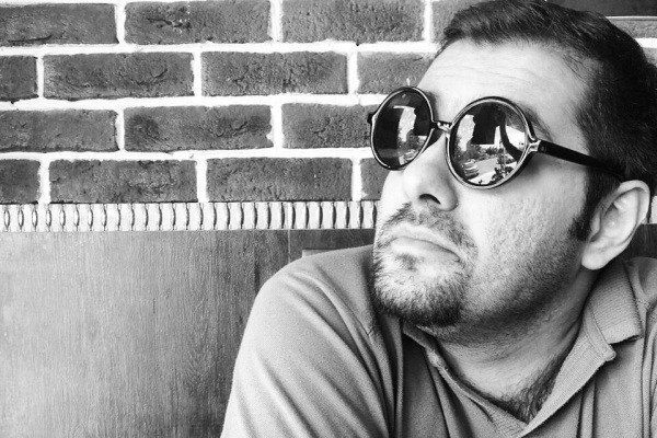 یادداشت انتقادی کارگردان نمایش «خشم شدید فیلیپ هوتس»