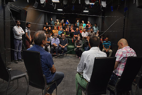 نقد و بررسی نمایش «پیوند خونی» برگزار شد