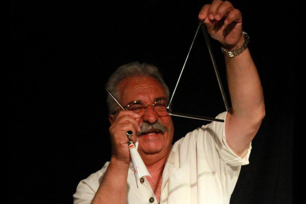 آغاز اجرای نمایش «گاومیش» با حضور هادی مرزبان