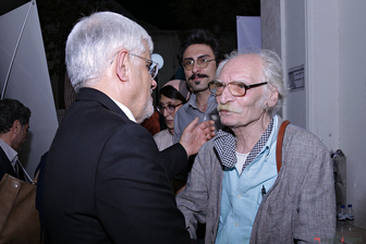 عارف تئاتر رویا نونهالی را تماشا کرد