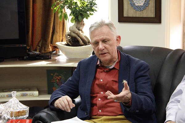 مشکل هنرمندان ایرانی از زبان رییس خانه تئا‌تر فرانکفورت