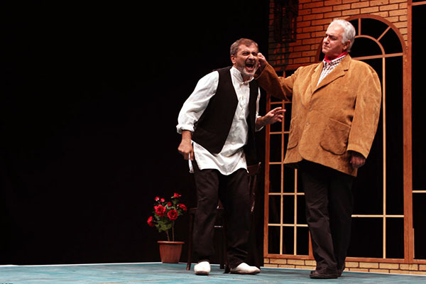 درباره­ نمایش «گل و قداره» / لوطی­‌های نه­‌چندان لوطی