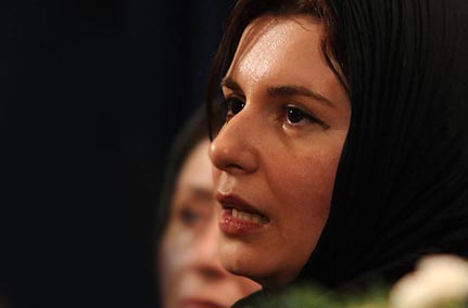 نمایش جدیدی از نغمه ثمینی اجرا می‌شود