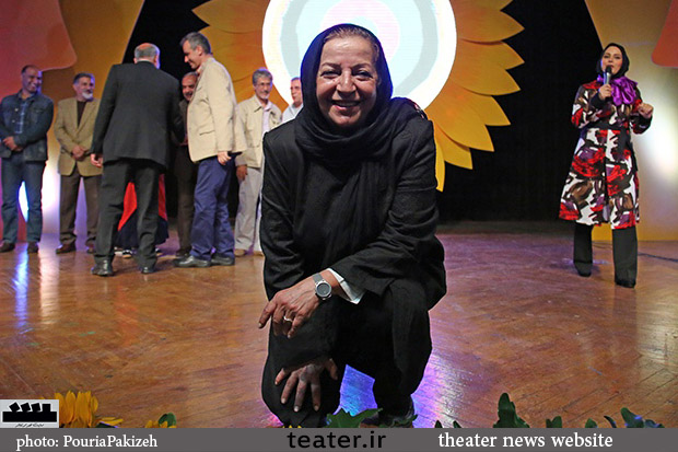 مرضیه برومند: مراقب باشیم سرنوشت تئاتر مثل فیلم نشود مرضیه برومند: مراقب باشیم سرنوشت تئاتر مثل فیلم نشود
