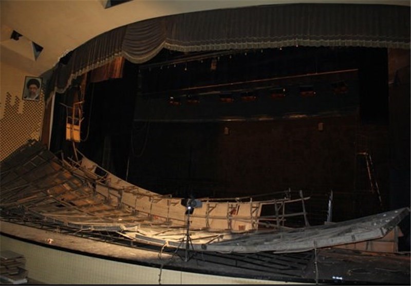 پیمان شریعی: سالن اصلی تئاتر شهر تعطیل نمی‌شود