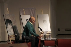 حمید امجد نمایشنامه خوانی می‌کند