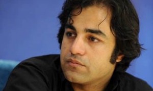 آرش عباسی «پدران، مادران و فرزندان» را آماده اجرا می‌کند