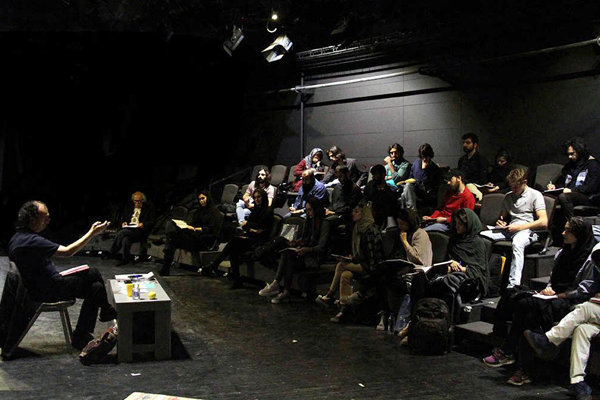 ناصر حسینیمهر: «سه قطره کابوس» در انتظار مولوی ناصر حسینیمهر: «سه قطره کابوس» در انتظار مولوی