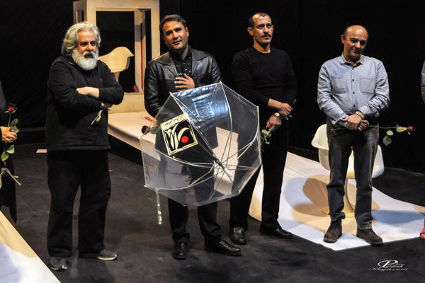 افتتاح «کشتن گربه بابا فونتن» با حضور حمید امجد