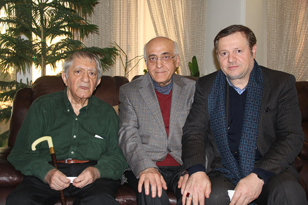 دیدار اعضای شورای عالی خانه هنرمندان با عزت الله انتظامی