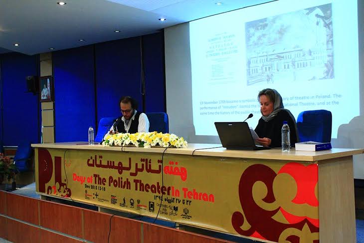 431 فستیوال تئاتری در لهستان برگزار می‌شود.