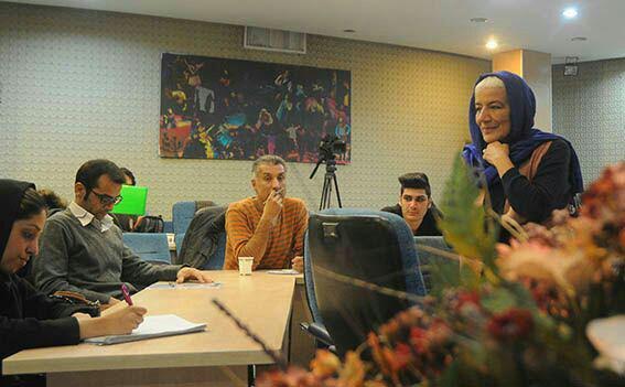 کارگاههای جشنواره تئاتر فجر بر اساس نیازهای فنی تئاتر کشور است