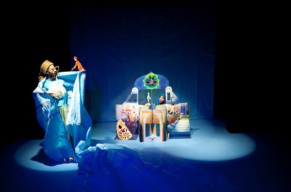 «نوازنده‌ای که ماه را می‌نواخت» در کانون اجرا می‌شود