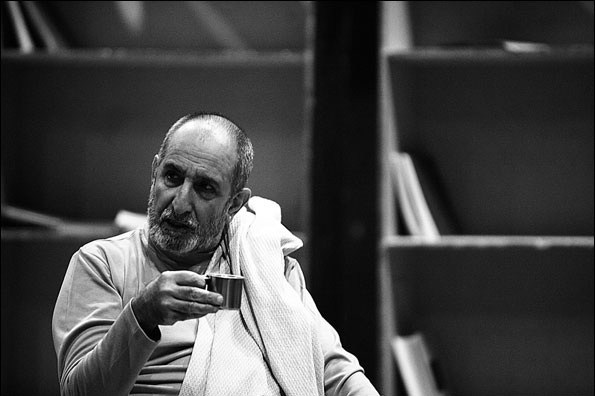 آغاز پیش‌فروش بلیت نمایش «چمدان» از 10 بهمن