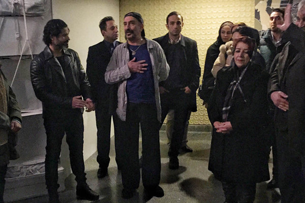 اجرای «چمدان» همراه با ویدیو اینستالیشن این تئاتر