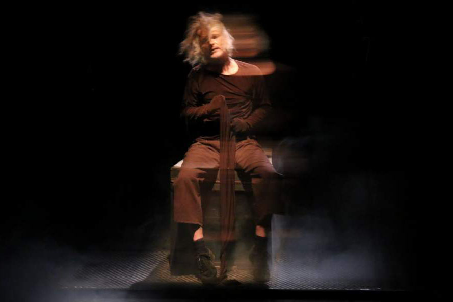 «رقص مرگ بی لالا» تا پایان اسفندماه تمدید شد