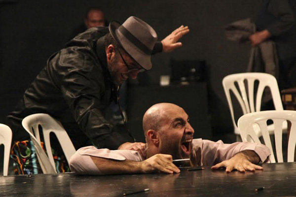 ترجیح می‌دهم نمایشم «بفروش» باشد تا برای صندلی‌های خالی اجرا بروم