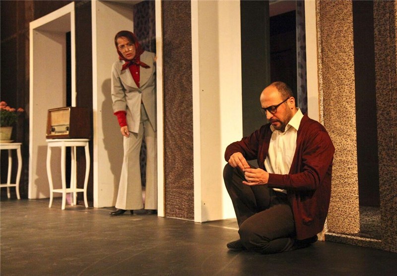 تخفیف تئاتر «در خواب دیگران» برای دانشجویان