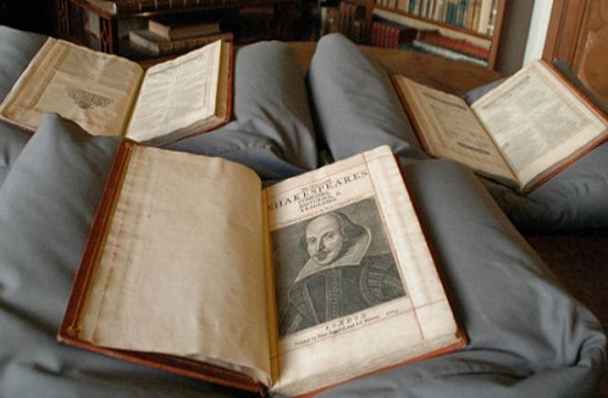 کشف یکی از قدیمی‌ترین نسخه‌های آثار شکسپیر