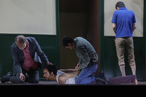 اولین برنامه نقد تئاتر 28 فروردین پخش میشود اولین برنامه نقد تئاتر 28 فروردین پخش میشود