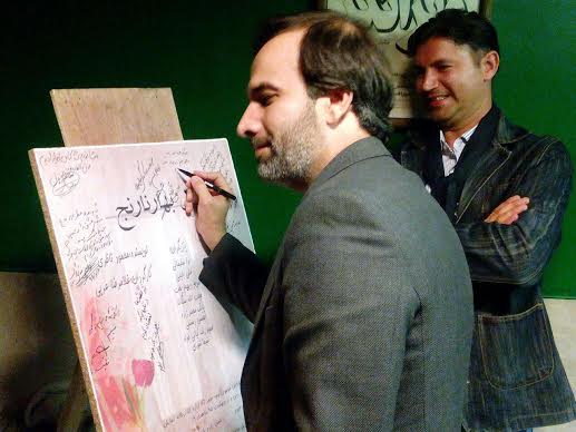 مدیر کل هنرهای نمایشی به تماشای