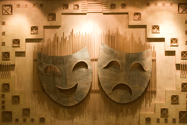 اجراهای نیم‌سال دوم سال 95 تماشاخانه ایرانشهر مشخص شد