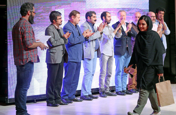 هدیه ۱۰۰ میلیونی مرکز هنرهای نمایشی به دانشجویان