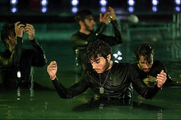 نمایش «دریادلان» به سردار سلیمانی تقدیم شد