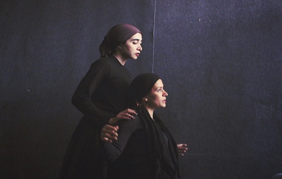 اجرای ˝خواهران پاپن˝ در سالن استاد انتظامی خانه هنرمندان